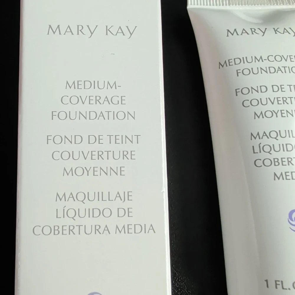 Mary Kay Medium-Coverage Foundation Bronze 507 1 fl oz New in Box 357800